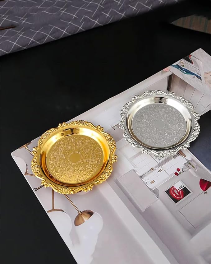 Round Decorative Tray 5.9in Metal Dessert Plates Vintage Coffee Table Tray for Snacks Fruit Gold