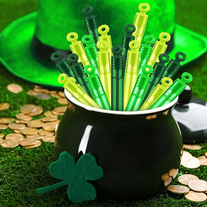 Lunmon 120 Pieces Green Party Favors Green Mini Bubble Wands Bulk Irish St. Patricks Day Toys Gift for Kids Adults Saint Patrick's Day Bubble Wands for Party Bag Stuffers Prizes