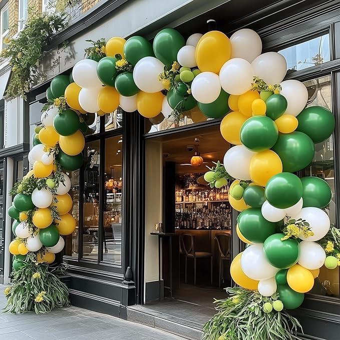RUBFAC 135pcs Dark Green Balloons Different Sizes 18 12 10 5 Inch for Garland Arch, Emerald Green Christmas Balloon for Safari Jungle Party Birthday Baby Shower Masquerade Party Wedding Decorations