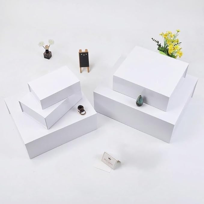 UoeRing 1 Pcs White Gift Box 11.5x8x4 inch Luxury Gift Box for Presents with Magnetic Lid Collapsible,Birthday,Christmas,Contains Card, Ribbon, Tissue Paper,Shredded Paper Fille