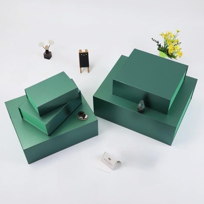 UoeRing 6 Pack Green Gift Box 11.5x8x4 inch Luxury Gift Box for Presents with Magnetic Lid Collapsible,Birthday,Christmas,Contains Card, Ribbon, Tissue Paper,Shredded Paper Fille