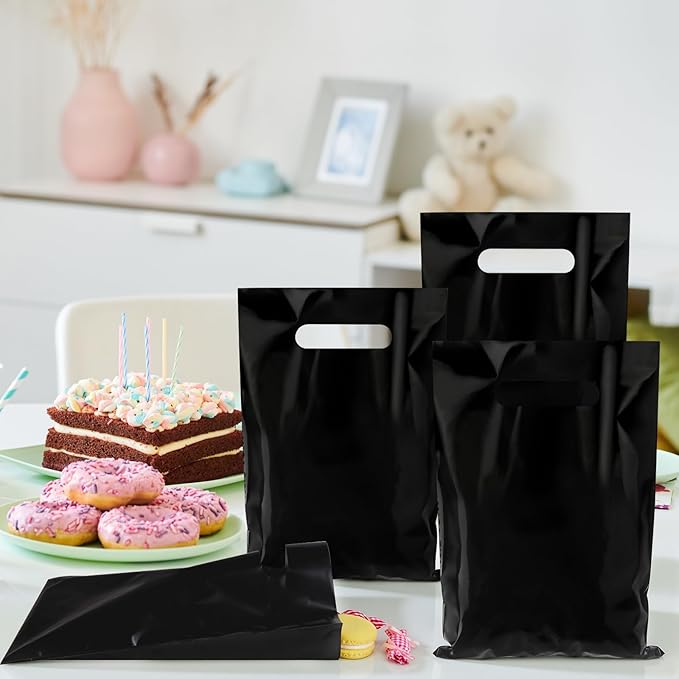 Hxezoc 50 Pieces Black Gift Bags with Handle, Plastic Treat Candy Jewelry Bag Black Party Favor Bag for Baby Shower Birthday Party Decoration Supplies