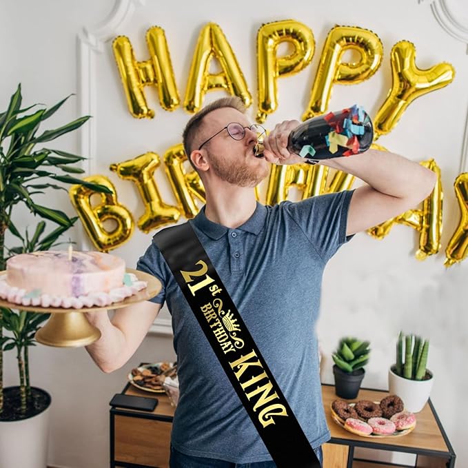 21st King Sash, Funny Black and Gold Foil Birthday Sash, Great for Men's 21st Birthday Parties, Large Size (35.4x3.74 inch)