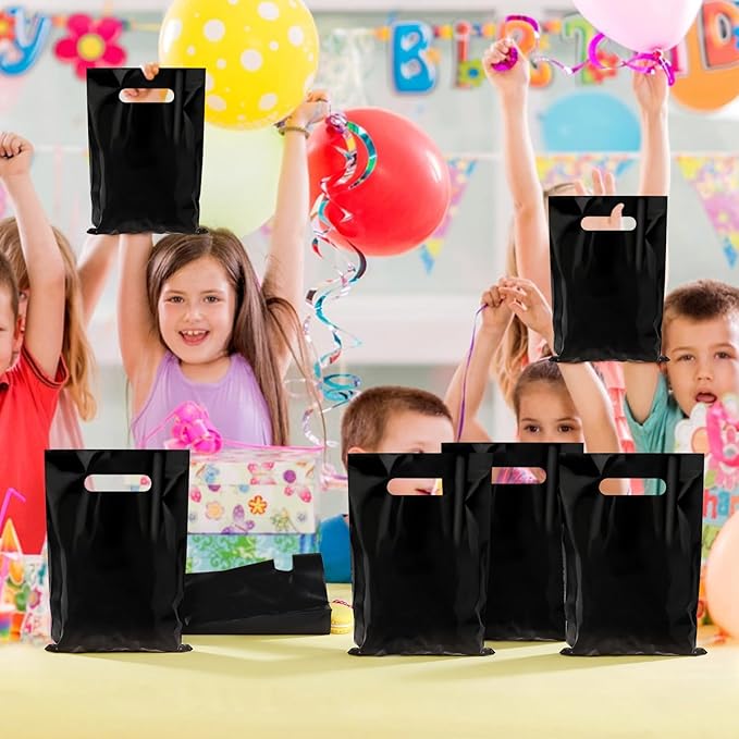 Hxezoc 50 Pieces Black Gift Bags with Handle, Plastic Treat Candy Jewelry Bag Black Party Favor Bag for Baby Shower Birthday Party Decoration Supplies