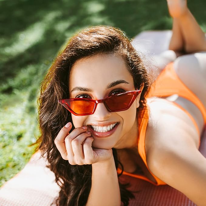 10 Pack Mixed Styles Trendy Retro Sunglasses for Women/Men Party Favors Sungasses Costume Accessories Eyewear Set
