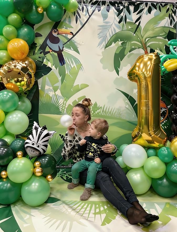 Green Balloon Arch Garland Kit,131PCS Shades of Green and Gold Balloon Arch, Latex Party Balloons in Different Sizes for Jungle Safari Birthday, Baby Shower Decor