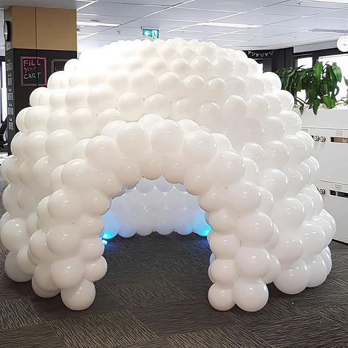 Voircoloria 110pcs White Balloons 12inch Matte White Latex Party Balloons for Wedding, Birthday, Graduation, Bridal Shower, Baby Shower, Bachelorette and Engagement Decorations