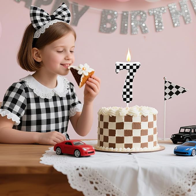 Racing Car Themed Birthday Candles, Number 7 Checkered Candles, Black & White Checkered Cake Decoration, Car Cake Topper for Party Decoration Theme Party Supplies