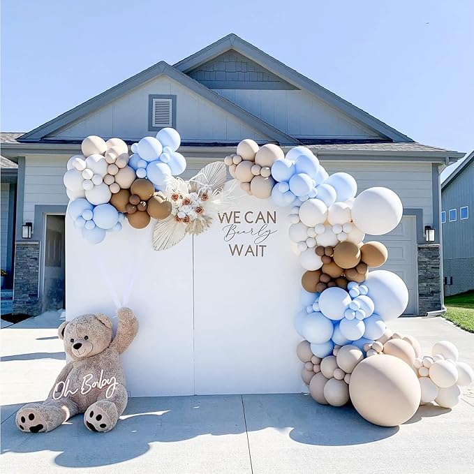Voircoloria 130pcs Light Blue Balloons Different Sizes 18" 12" 10" 5" Baby Blue Balloons for Boys Girls Birthday Baby Shower Gender Reveal Wedding Children's Day Decorations
