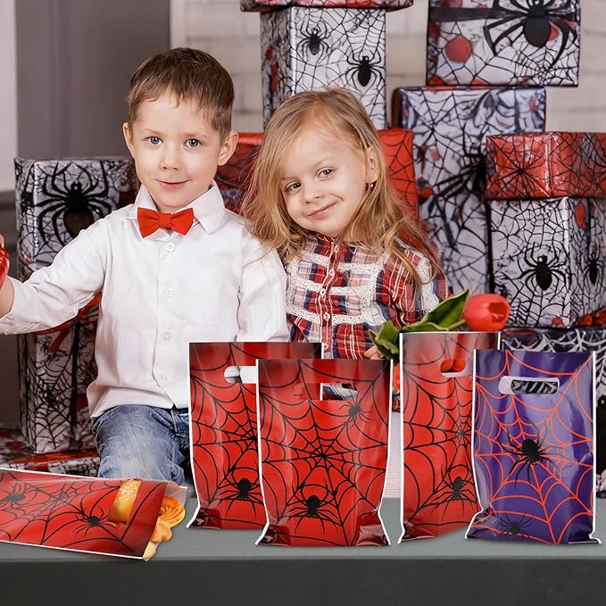 Hxezoc 50 Pieces Spider Web Gift Bags Plastic Spider Web Bags Practical Party Bags Party Favors for Spider Theme Birthday Party Decoration Supplies