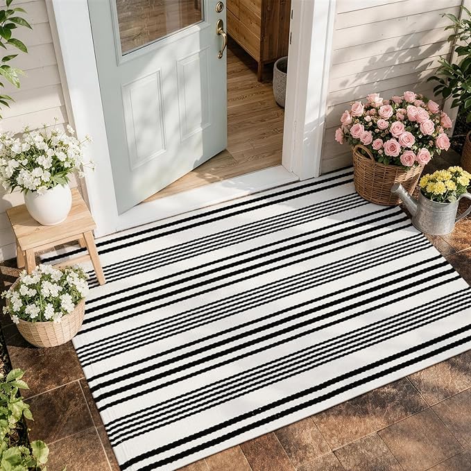 OJIA Front Door Rugs 27.5x43 Inches, Black and White Striped Outdoor Rugs Porch Rug Machine Washable Cotton Woven Entryway Rug Front Door Mats for Porch/Farmhouse/Kitchen/Home Outside Entrance Decor
