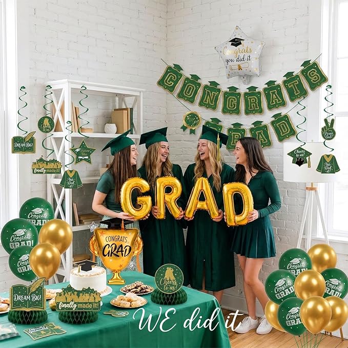 Green Gold Balloons GRAD Print Balloons with Banner Table Honeycomb Centerpieces Hanging Swirl trophy star GRAD Letters Mylar Balloons for 2026 graduate Prom Decorations