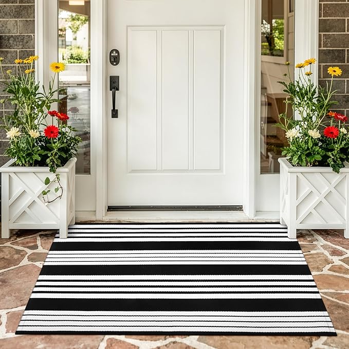 OJIA Front Door Mats Outdoor 27.5x43 Inches, Black and White Outdoor Rugs Cotton Woven Front Door Rug Machine Washable Layered Doormats for Porch/Farmhouse/Kitchen/Entryway/Patio Decor