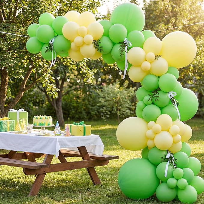 RUBFAC 135pcs Lime Green Balloons, Latex Light Fruit Neon Green Balloon Different Sizes 18 12 10 5 Inch for Garland Arch Birthday Baby Shower Dinosaur Jungle Safari Party Decoration