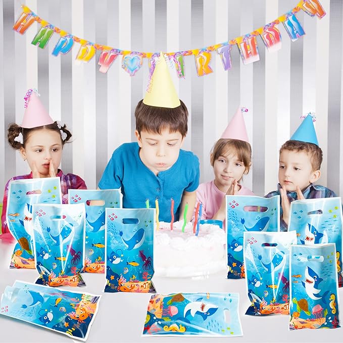 50Pcs Animal in the Sea Party Favor Bags Ocean Themed Plastic Waterproof Goodie Bag with Die Cut Handle Whale Shark Rectangular Gift Pack for Kids Birthday Baby Shower Decoration Supplies