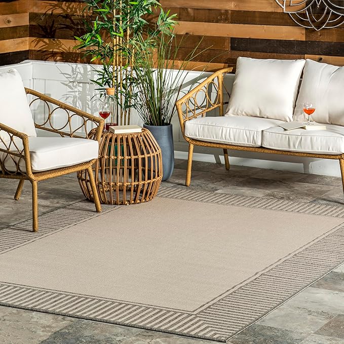 Nuloom Asha Light Grey/Ivory, 5' x 8', Casual, Striped Border, Soft and Cozy, High Traffic, Stain Resistant, Easy Clean, Durable Area Rug for Indoor/Outdoor Patio, Deck, Porch, Garden, Courtyard