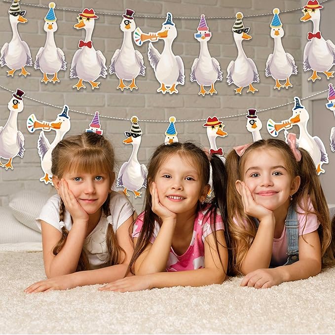 Cheerland Silly Goose Party Decorations Garland Birthday Banner Garden Tea Party Hanging Funny Goose Go Duck Decoration Supplies Farm Themed Cute Boys Girls Baby Shower Decor for Spring Garden Parties