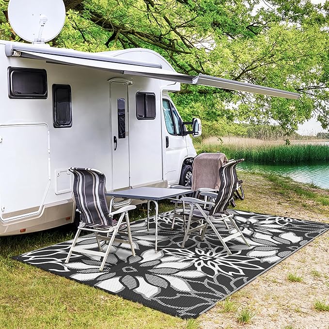 GENIMO Outdoor Rug Waterproof for Patio Decor, 6' x 9' Reversible Plastic Straw Floral Camping Carpet, Large Area Rugs Mats for RV, Camper, Deck, Balcony, Porch, Beach, Picnic, Black & White