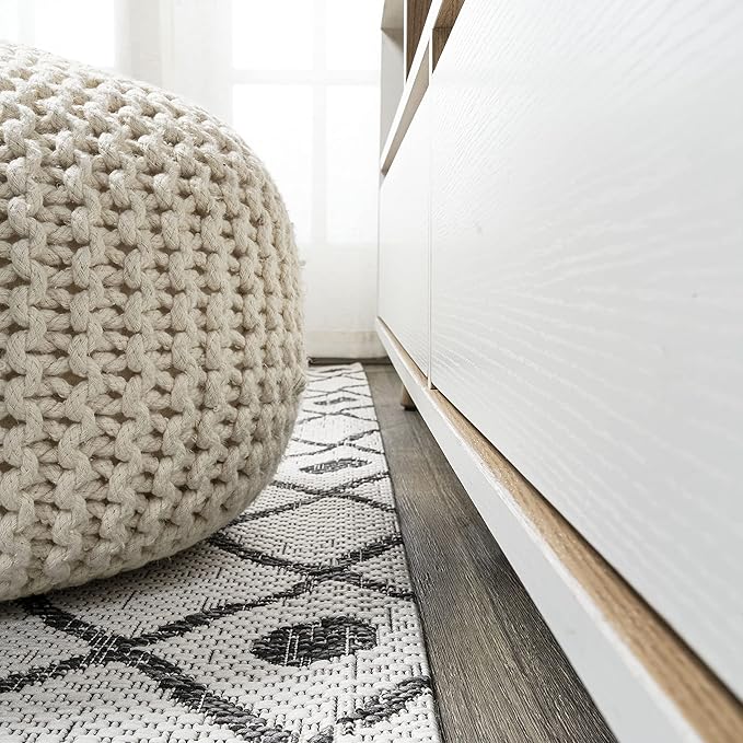 JONATHAN Y Tribal Bohemian Indoor Outdoor Area Rug 3X5 Ivory/Black, Nokat for Backyard, Patio, Porch, Easy-Cleaning, High Traffic, Pet-Friendly, Non-Shedding (SMB131D-3)