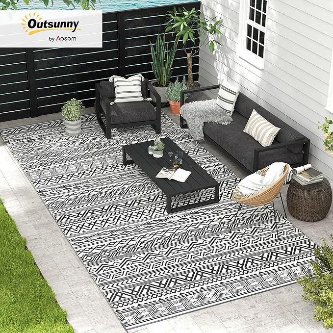 Outsunny Outdoor Rug for Patio, 9' x 18' Waterproof Large Mat, Reversible Plastic Straw Rug for Decor, Portable Outside RV Camping Area Carpet Mat for Backyard Porch Deck Picnic, Gray & Cream Boho