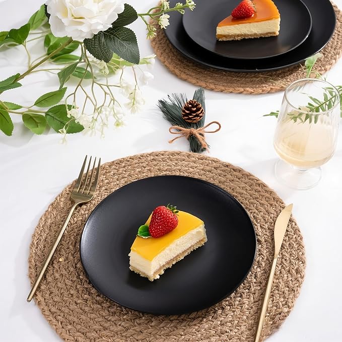 EI enjonirinjonir 80pcs Black Dessert Plates 7.5inch,Disposable Matte Plastic Plate Frosted Small Black Dessert/Cake/Appetizer Plastic Plates Disposable Heavy Duty for Party or Wedding Serve 80 Guest