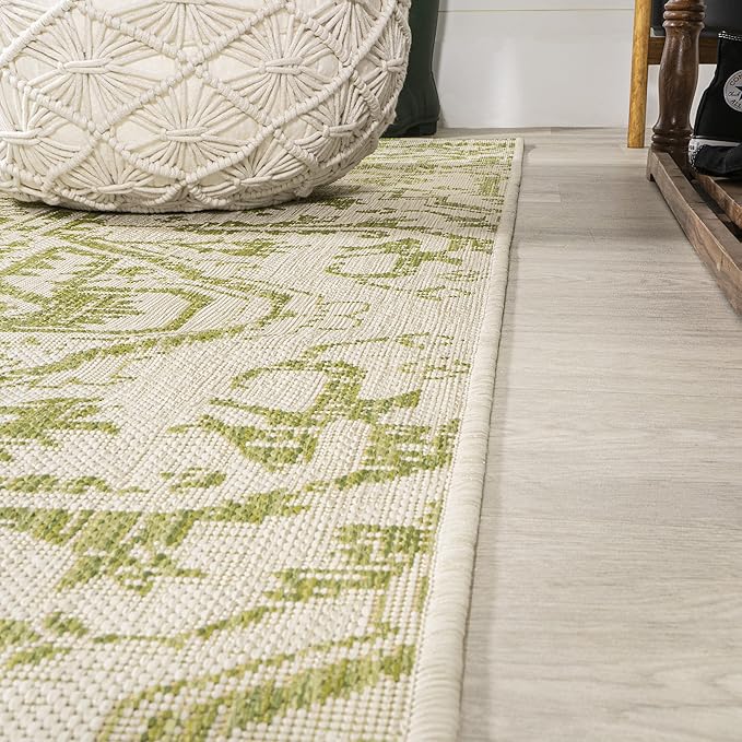 JONATHAN Y Boho Medallion Indoor Outdoor Runner Rug 2X8 Cream/Green, Estrella Textured Weave for Backyard, Patio, Porch, Easy-Cleaning, High Traffic, Pet-Friendly, Non-Shedding (SMB105E-28)