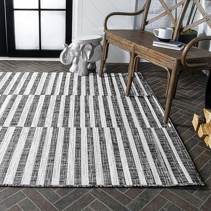 JONATHAN Y Offset Stripe Indoor Outdoor Area Rug 3X5 Black/Ivory, Sukie Modern for Backyard, Patio, Porch, Easy-Cleaning, High Traffic, Pet-Friendly, Non-Shedding (SMB133F-3)