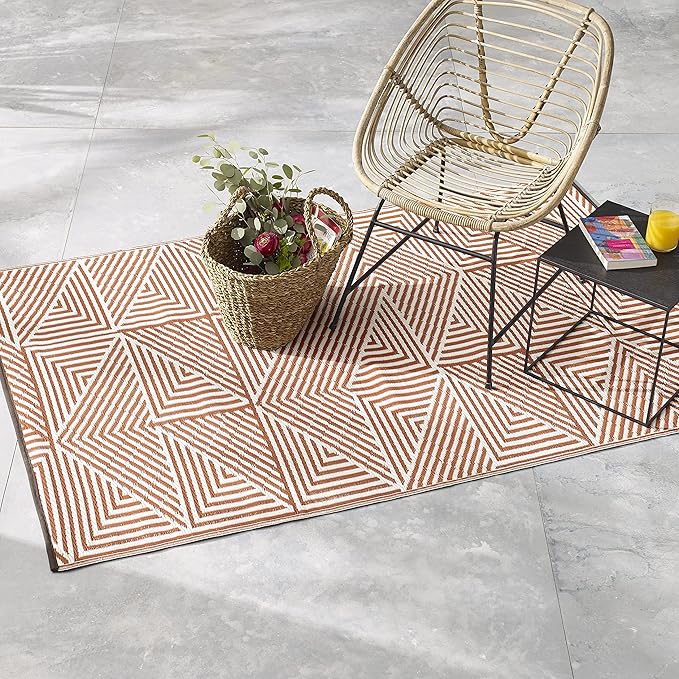Fab Habitat Outdoor Rug - Waterproof, Fade Resistant, Crease-Free - Premium Recycled Plastic - Modern Geometric - Patio, Deck, Porch, Balcony, Laundry Room - Tokyo - Burnt Orange - 4 x 6 ft