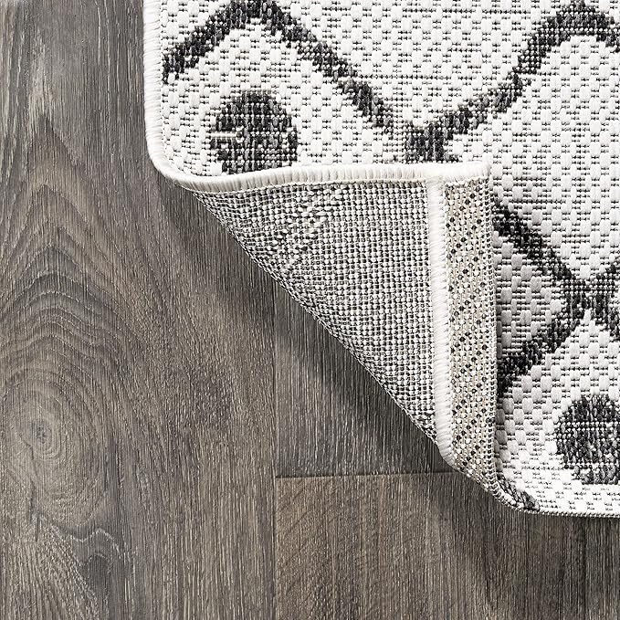 JONATHAN Y Tribal Bohemian Indoor Outdoor Area Rug 3X5 Ivory/Black, Nokat for Backyard, Patio, Porch, Easy-Cleaning, High Traffic, Pet-Friendly, Non-Shedding (SMB131D-3)