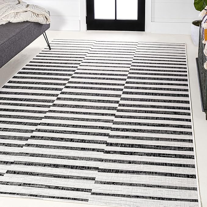 JONATHAN Y Offset Stripe Indoor Outdoor Area Rug 4X6 Ivory/Black, Sukie Modern for Backyard, Patio, Porch, Easy-Cleaning, High Traffic, Pet-Friendly, Non-Shedding (SMB133E-4)