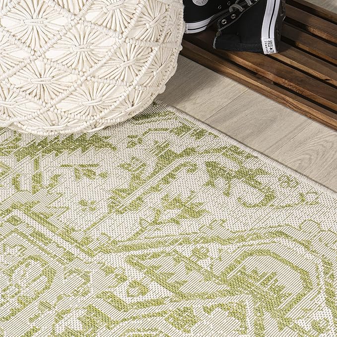JONATHAN Y Boho Medallion Indoor Outdoor Round Area Rug 5 Ft Cream/Green, Estrella Textured Weave for Backyard, Patio, Porch, Easy-Cleaning, High Traffic, Pet-Friendly, Non-Shedding (SMB105E-5R)