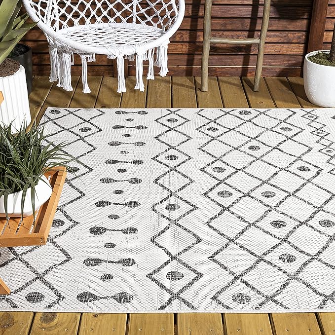 JONATHAN Y Tribal Bohemian Indoor Outdoor Area Rug 3X5 Ivory/Black, Nokat for Backyard, Patio, Porch, Easy-Cleaning, High Traffic, Pet-Friendly, Non-Shedding (SMB131D-3)