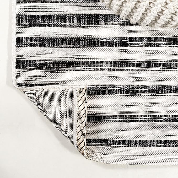 JONATHAN Y Offset Stripe Indoor Outdoor Area Rug 3X5 Ivory/Black, Sukie Modern for Backyard, Patio, Porch, Easy-Cleaning, High Traffic, Pet-Friendly, Non-Shedding (SMB133E-3)